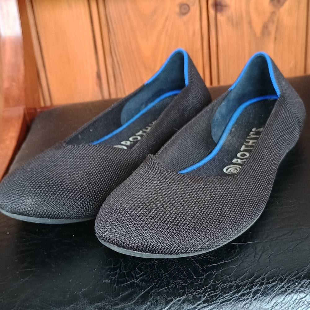 Black Rothy Flats Size 9 Women's GUC